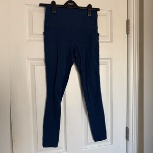 Athleta Salutation Stash navy leggings. Size small.